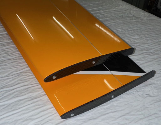 Tragflächen, Winglets (Flügel-Endschutz) "Montiert"