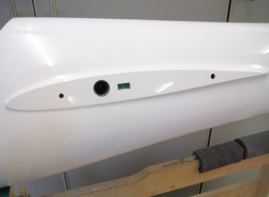 Wurzelrippe Rumpfseitig mit RC-MPX-Stecker "Montiert"