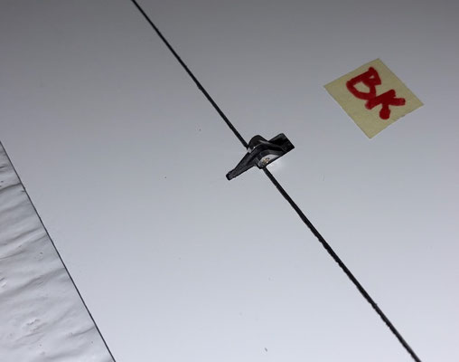 Tragflächen, Bremsklappen-Servo mit LDS-Pro-Halter und Anlenkung "Montiert"