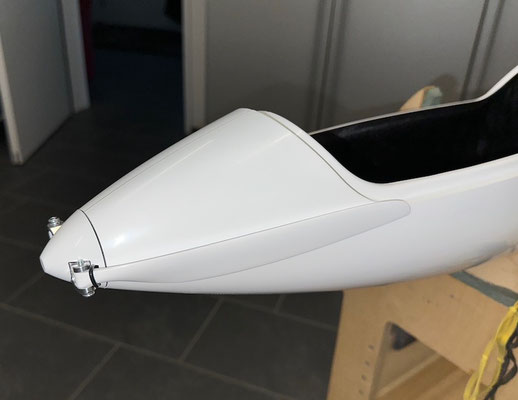 Rumpf, Antrieb mit Spinner und Klapp-Propeller "Montiert"