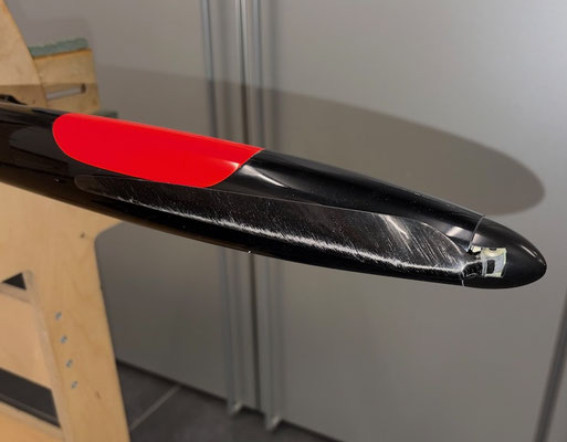 Rumpf, Antrieb mit Spinner sowie Klapp-Propeller "Montiert"