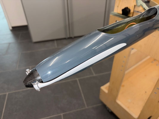 Rumpf, Antrieb mit Spinner und Klapp-Propeller "Montiert"