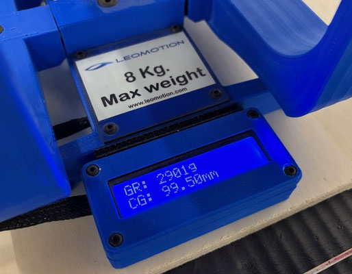 Fertiges Modell, (3S-Lipo 5'000mAh/45C) "CG-/Gesamtgewicht"
