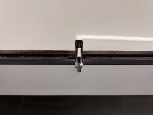 Tragflächen, Bremsklappen-Servo mit Halterung und LDS-Pro Anlenkung "Montiert"