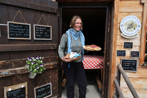 Freundliche Selbstbedienung bei der Alpe Zunkleiten