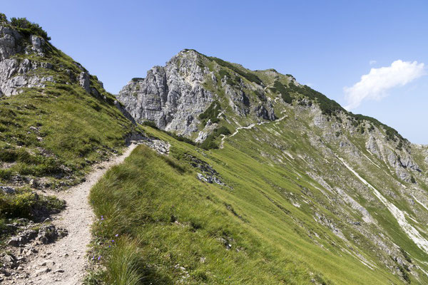 Wanderweg entlang dem Bschießer