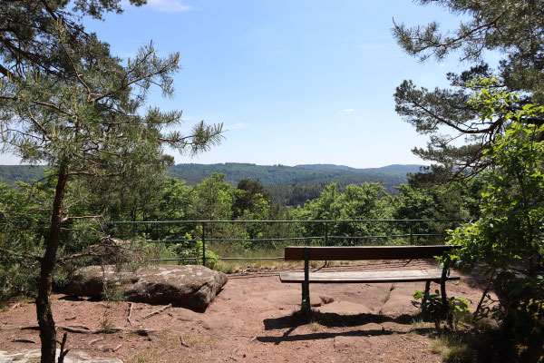 Aussichtskanzel auf dem Rothenberg bei Lemberg