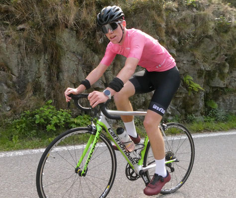 locker pedalierender Ruhesteinkönig in spe © Elvira