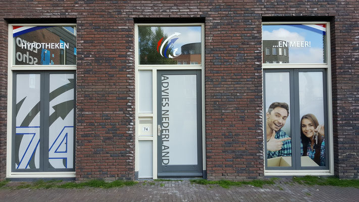 raambelettering raamreclame raambestickering melkglasbelettering melkglasreclame