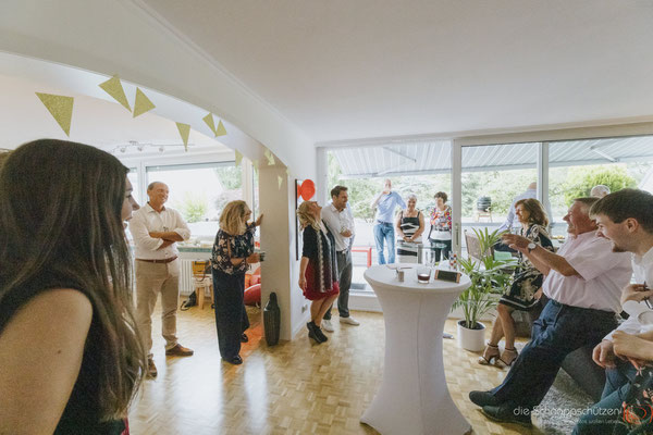 Corona-Hochzeit in Köln | #hochzeitköln #hochzeitsfotografieköln | (c) die Schnappschützen | www.schnappschuetzen.de