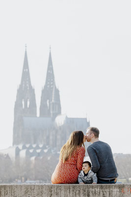 #familienshooting köln #hohenzollernbrücke #fotografköln #kölnfotos #tschüss köln #familienshootingkoeln #schnappschützen | (c) die Schnappschützen