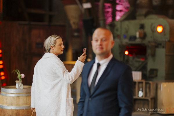 Heiraten in der Historischen Kornscheune Orr #heinenhof #fotografköln #hochzeitsfotografköln #scheunenhochzeit | (c) die Schnappschützen