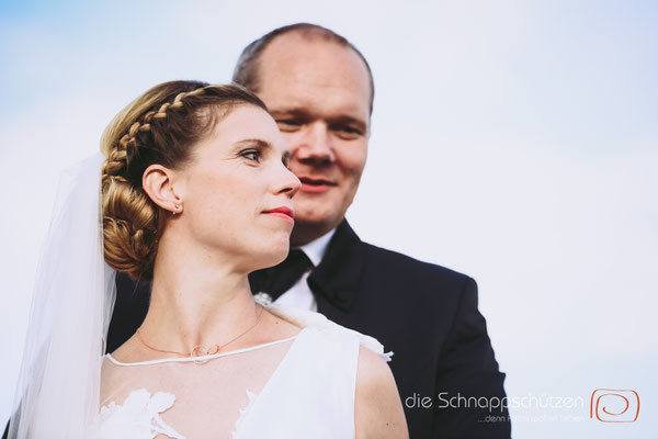 afterwedding mit viel Zeit für einander  | (c) die Schnappschützen | #niehlerhafen #afterwedding #schnappschützen #brautpaarshooting