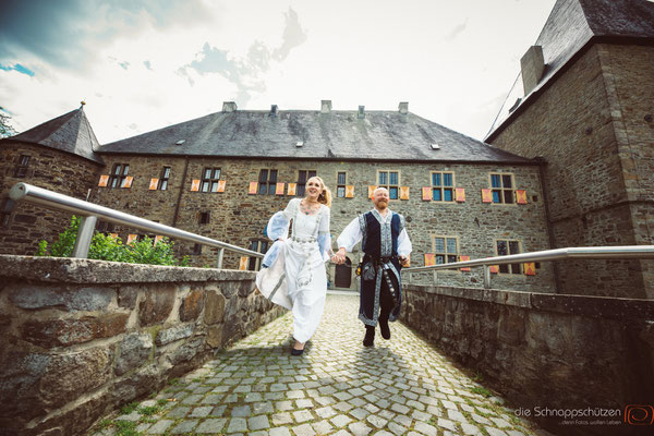 Mottohochzeit | Mittelalterhochzeit | (c) die Schnappschützen - www.schnappschuetzen.de