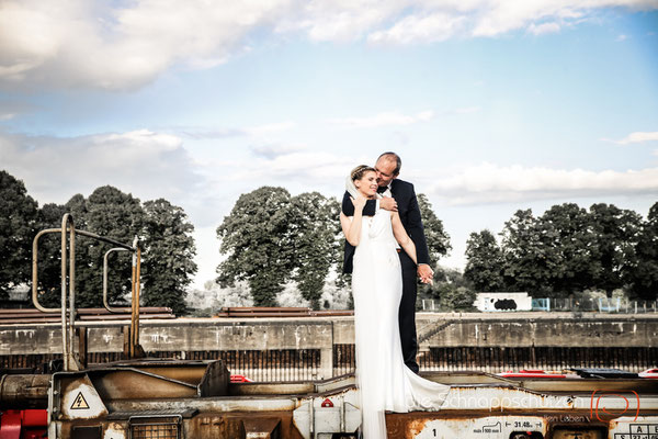 afterwedding mit viel Zeit für einander  | (c) die Schnappschützen | #niehlerhafen #afterwedding #schnappschützen #brautpaarshooting