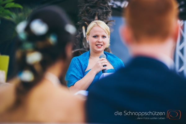 Die große Liebe heiraten, nichts schönes als das | (c) die Schnappschützen | #großeliebe #hochzeitsfotografie #hoczeitsreportage #storytelling #hochzeitsfotograf #weddingphotography #zülpichersee #strandhochzeit