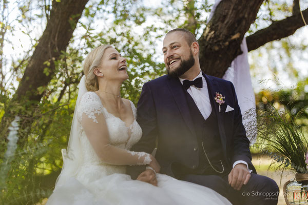 Heiraten in der Historischen Kornscheune Orr #heinenhof #fotografköln #hochzeitsfotografköln #scheunenhochzeit | (c) die Schnappschützen