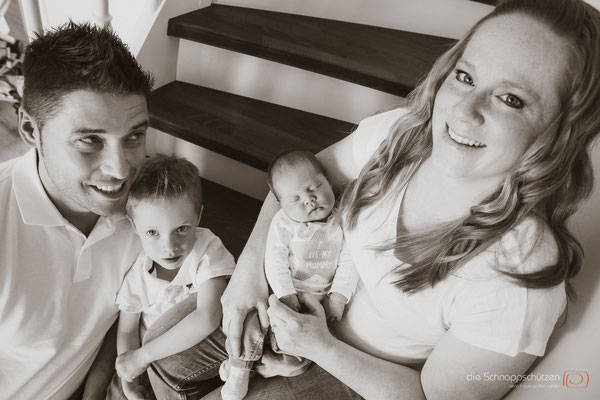 #familienfotos #kinderfotos #newborn #schnappschützen #fotografköln #fotografelsdorf