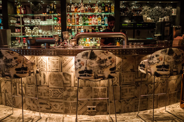 © Cafe Leonardo® - Mit Ambiente, Musik & Cocktails durchs Wochenende