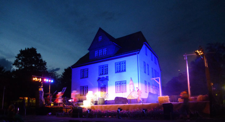 Premiere unter freiem Himmel bei herrlichem Sommerwetter. DANKE!
