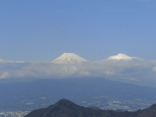 葛城山山頂（富士見テラス）から見た富士山（３日目）