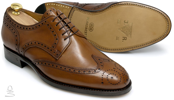Fullbrogue Derby (Budapester), Obermaterial Frenchcalf Cognac, rahmengenäht mit Ledersohle, gestifteter Absatz Leder / Gummi