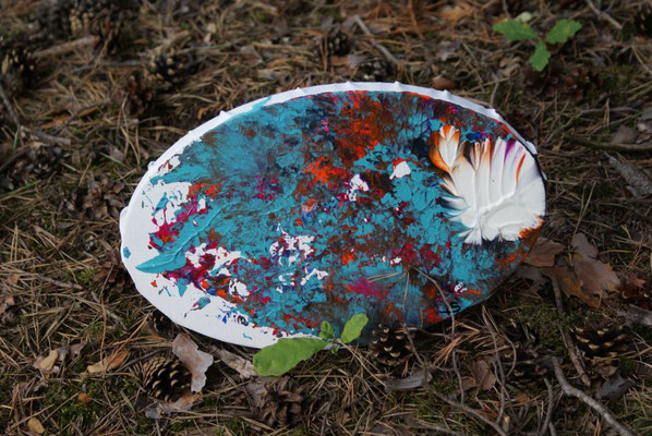 Länge: 19 cm / Breite: 30 cm (Acrylbasis/ Leinwand)