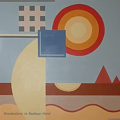 Wandmalerei im Bauhaus Hotel Probstzella