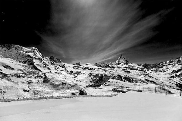 Bild: Nacht auf dem Gornegrat bei Vollmomd, "Zauberwelt 2"