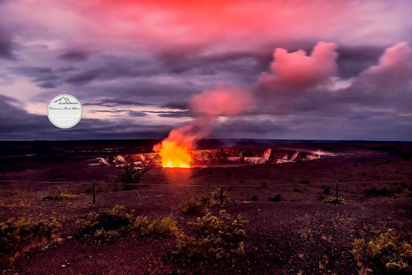 Bild: "nightly shine of Kilauea Caldera", Volcano Nationalpark, Hawaii