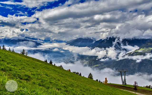 Bild: Bergstation der Taser Seilbahn in Suedtirol, "Wolkental", www.2u-pictureworld.de