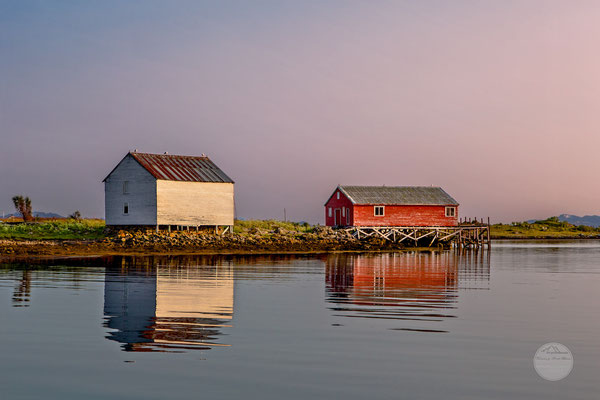 Bild: Sortland, Hafenmole Steine, Vesteralen, "by the way...", www.2u-pictureworld.de