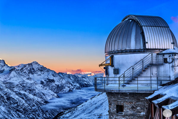 Bild: morning on the telescope Kulm-Hotel, Gornegrat, Zermatt, Switzerland; "morning view from the telescope"; www.2u-pictureworld.de