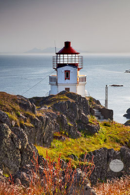 Bild: Litloy Leuchtturm, Norwegen Nordland, "Litloy summer", www.2u-pictureword.de