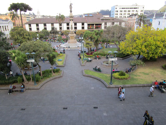 Ausblick auf den Unabhängigkeitsplatz vom Präsidentenpalast