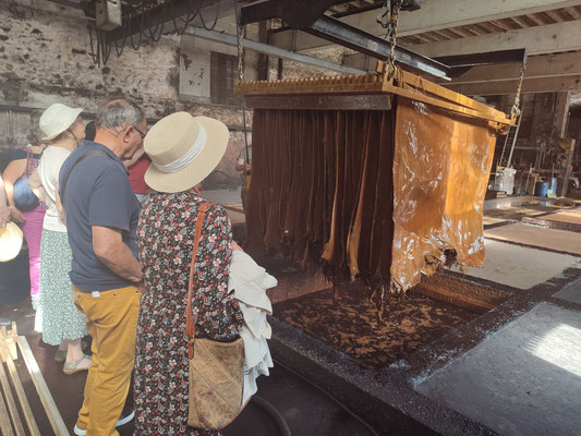 ST-LEONARD-DE-NOBLAT - Visite de la Tannerie Bastin : 7, 9 et 17/07 à 10h ou 14h ; 1/09 à 14h ; 2/09 à 10h ; 4/09 à 14h ; 9/09 à 10h - Réservation 05.55.56.25.06
