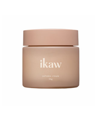 ikaw softskin cream クリーム 税込 ¥6,160 ( 税抜 ¥5,600) / 50g  なめらかで、軽やかに。ベタつかず肌にすぅっと馴染むうる おい。季節問わず使いたくなる質感。