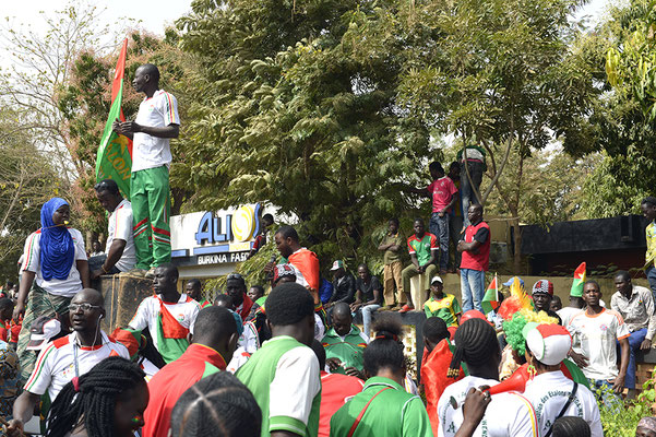 Supporters des Étalons. Équipe nationale de football du Burkina Faso