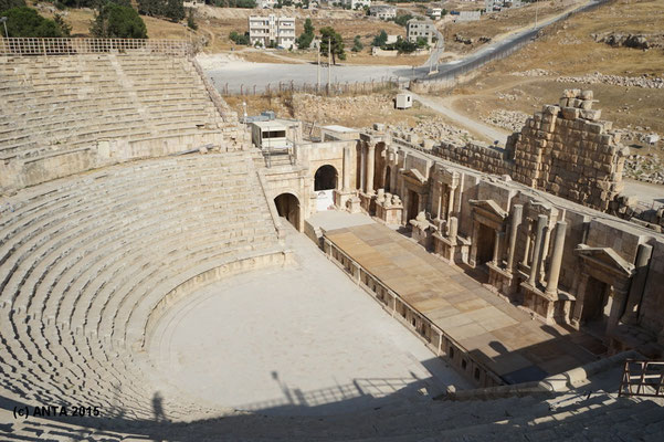 Amphitheater in Jaresh