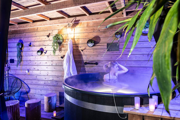 spa scandinave dans loft style chalet 