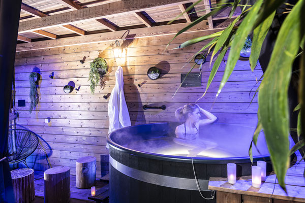 Location spa privé en Alsace Lorraine : Bain Scandinave