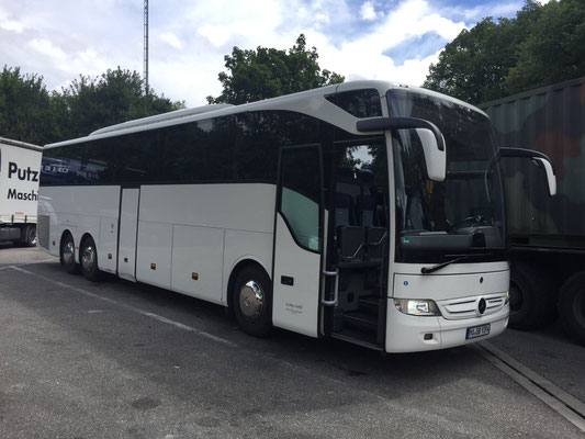 28.06.2017, Mercedes-Benz Tourismo, Herrenberg > Hirschberg