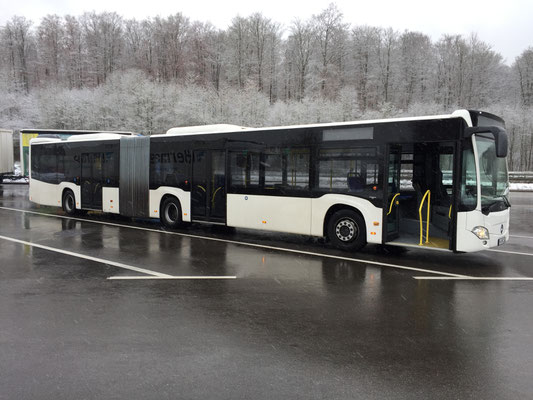 30.11.2017, Mercedes-Benz Citaro G, Neu-Ulm > Hirschberg