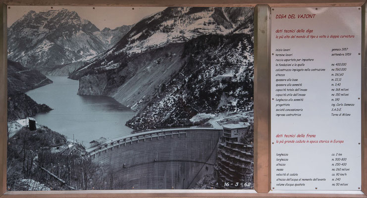 an old pic of the Vajont Dam and the dam lake 