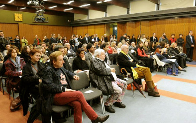 Conferenza stampa de L'ALTRA