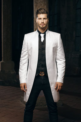 white suit, extraordinary menstyle