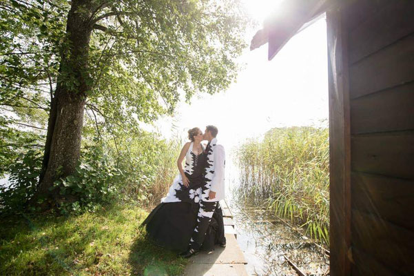 extravagant wedding fashion