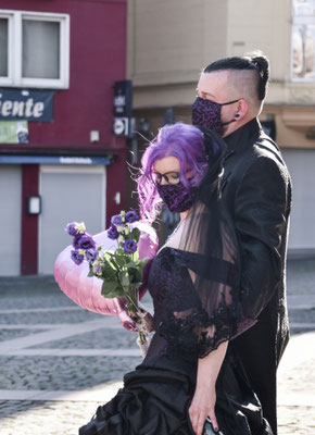 extravagant wedding fashion