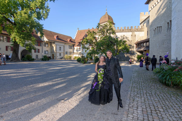 steampunk wedding, gothic weddingdress, gothic groom