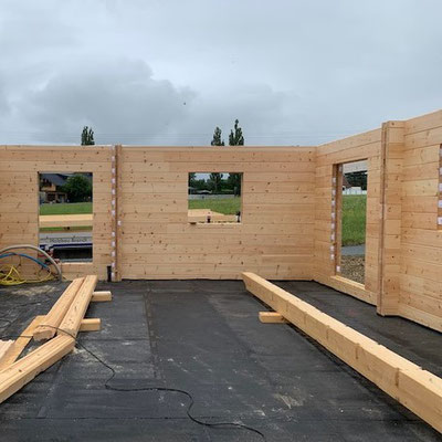 Blockhaus Baustelle in Bayern.